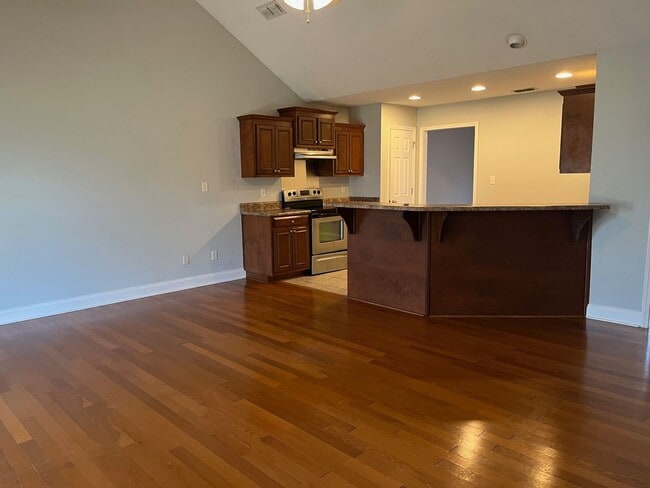 Photo - 1330 Lovers Lane Rd