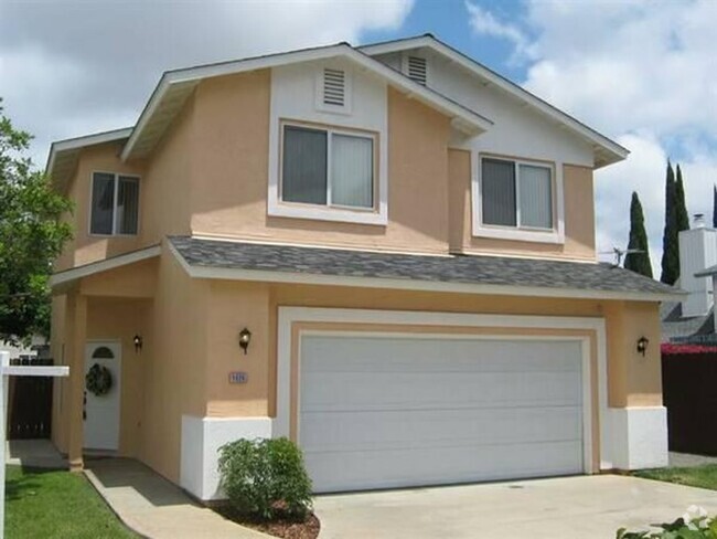 Building Photo - Granite Hills 2 Story Home