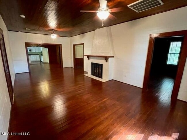 Photo - One-of-a-Kind Waterfront Rental on Fort Bayou!