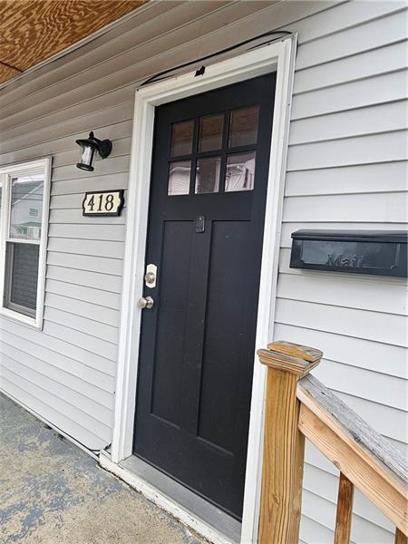 Photo - 418 Short St