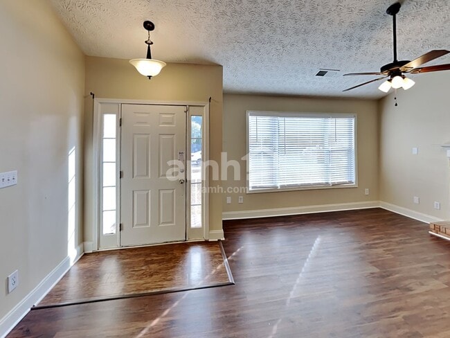 Photo - 1028 Pepper Cir NW