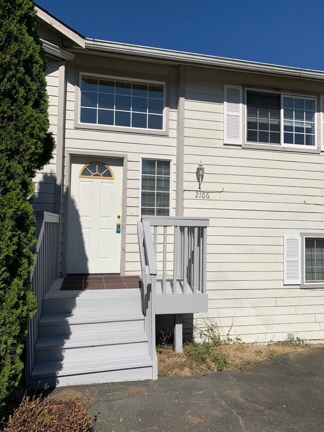 Photo - Newly remodel 4 bed 3 bath home in Shoreline