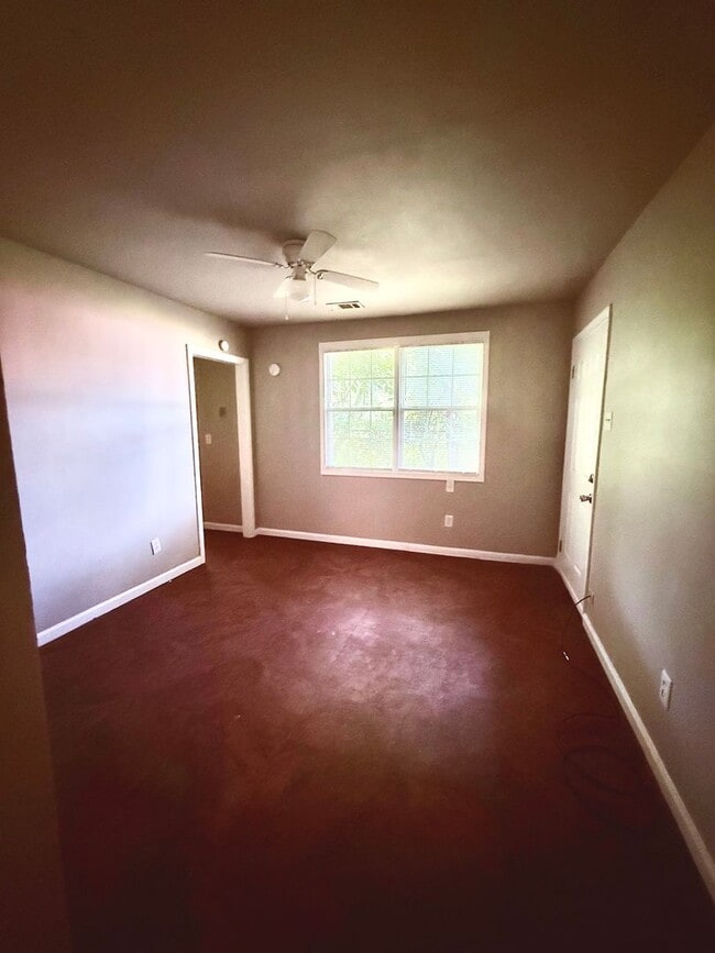 Building Photo - 1022 N Second Unit 1020 N Second Rental