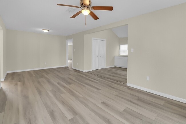 Photo - 511 Williams Ave