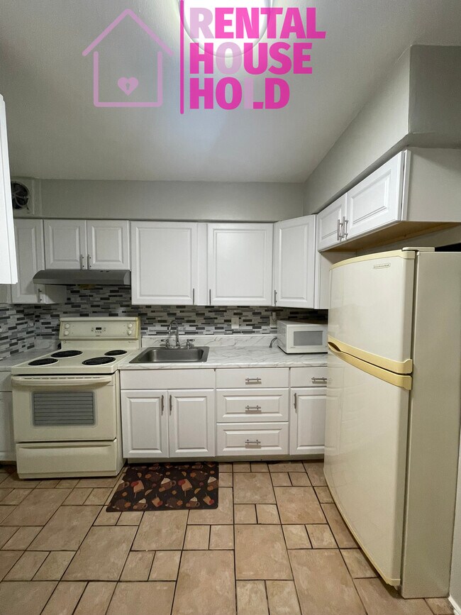 Photo - 2557 W McNichols Rd