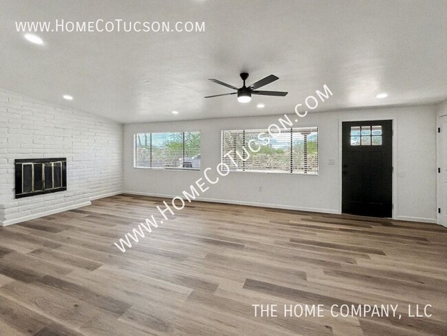 Photo - 6060 N Van Ark Rd