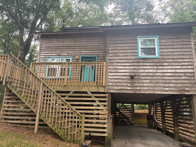 Building Photo - 3 Bedroom, 2 Bath home, Colington Harbor, $2600/mo, Pet Friendly