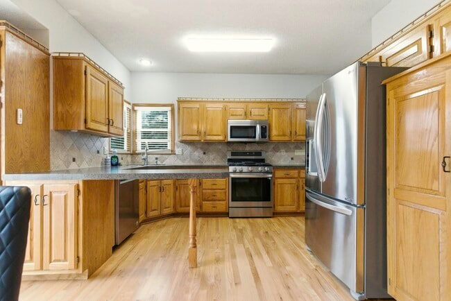 Photo - 11501 Riley St