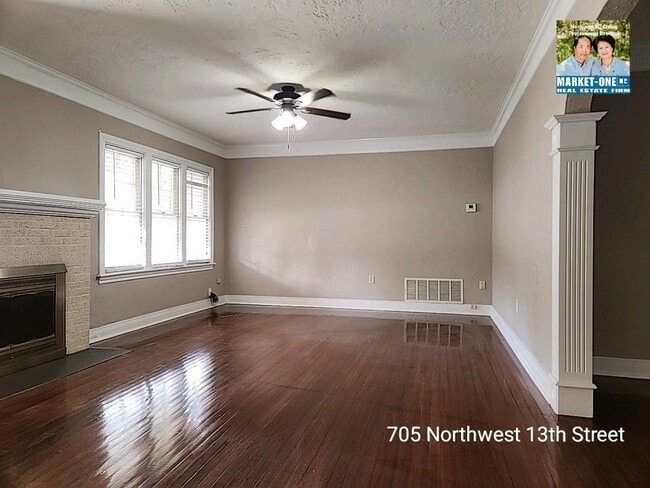 Photo - 705 NW 13th St