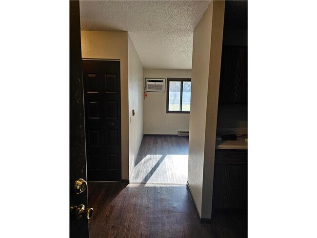 Building Photo - 551 Lakeview Rd Unit 15 Rental