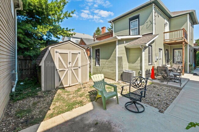 Photo - 957 Harrison Ave