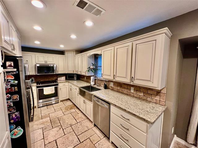 Photo - 7812 Woodharbor Dr