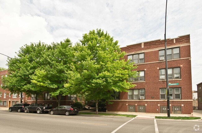 Building Photo - 2100 W Montrose Ave Unit 2N Rental