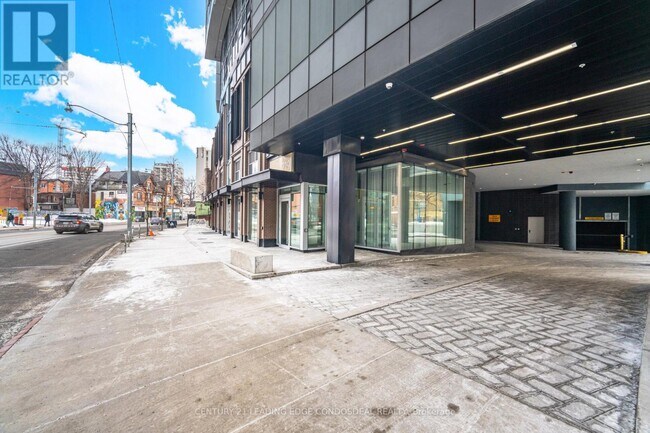 Photo - 219 Dundas St E Unit 808