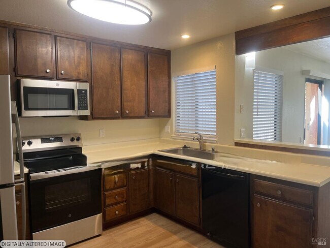 Photo - 5200 Piedmont Dr