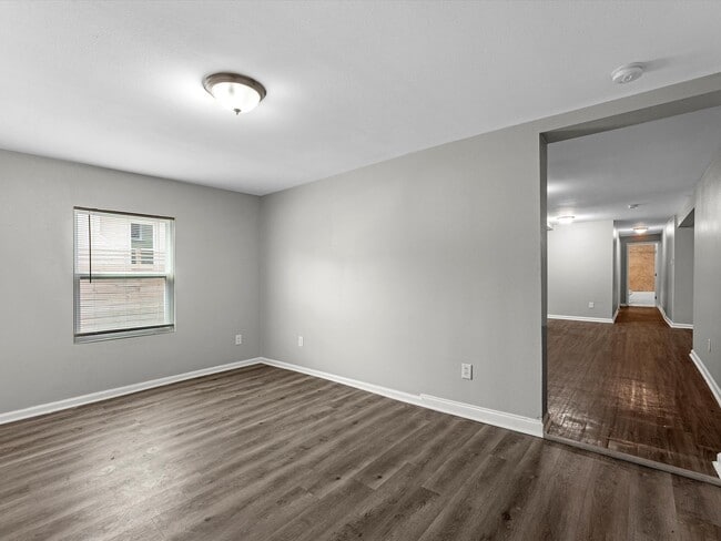 Photo - 1811 39th St