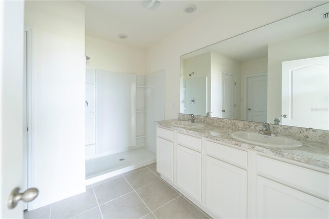 Photo - 1811 Silverbell Loop