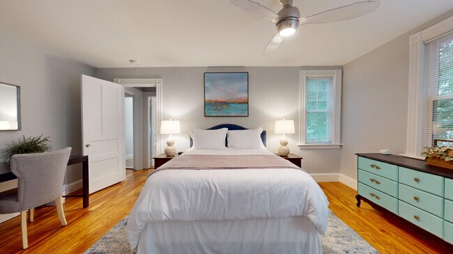 Photo - 16 Linder Ter