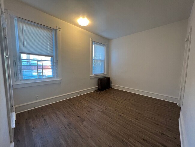 Photo - 605 W Olney Ave Unidad 2nd Floor