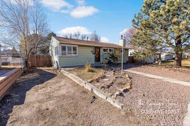 Photo - CUTE 3BD RANCHER WITH CHARACTER IN CENTRAL COLORADO SPRINGS - Security Deposit Waiver Available