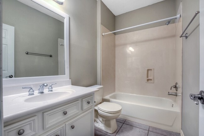 Photo - 10819 Lake Windcrest Blvd