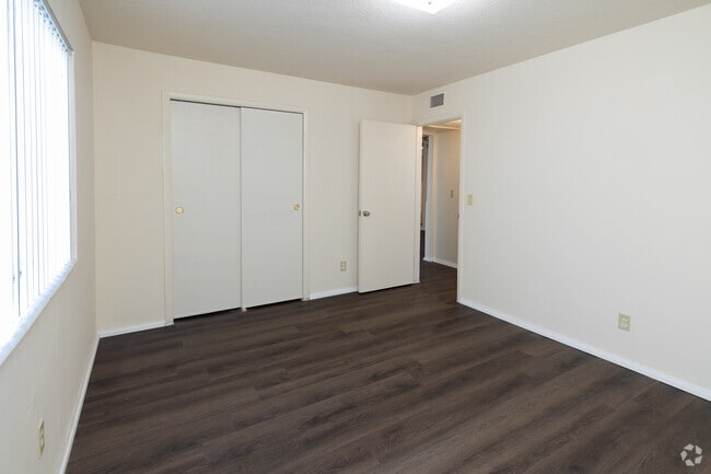 2BR, 1.5BA - 900SF-Bedroom