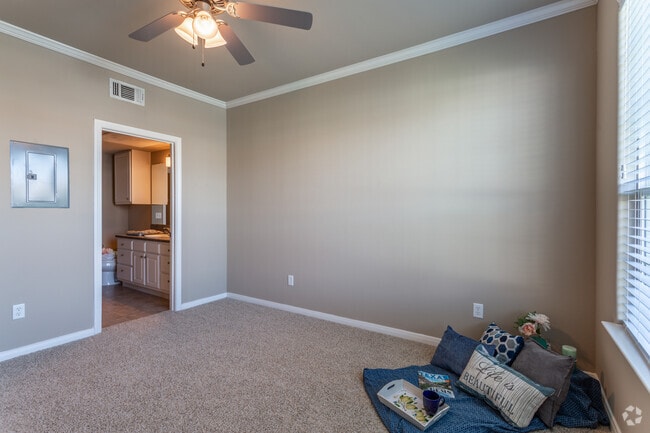 1HAB, 1BA - 792 Ft² - Summer House Apartments