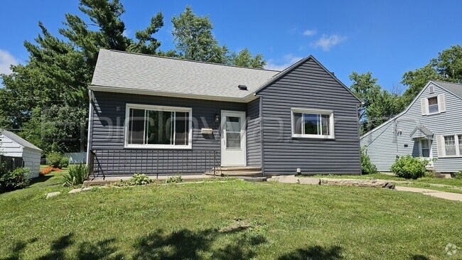 Building Photo - 436 36th St NE Rental