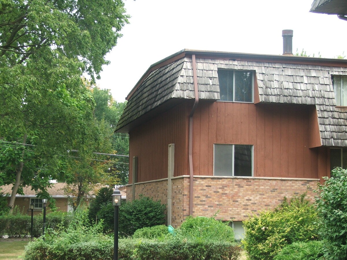 Photo - Stratford Manor Apartments