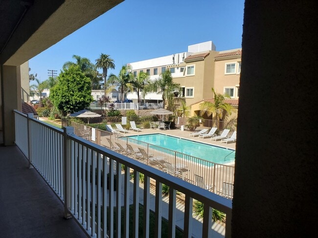 Photo - Gorgeous 3rd floor Corner Unit 3Bed/2Bath in Oceanside