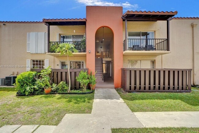 Photo - 10804 N Kendall Dr Condo Unit P14