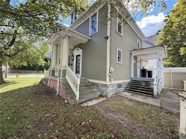 Photo - 4 Pleasant St