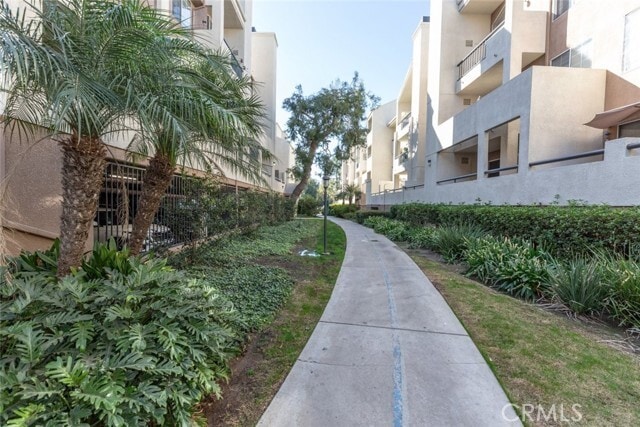 Photo - 5540 Owensmouth Ave Unidad 206