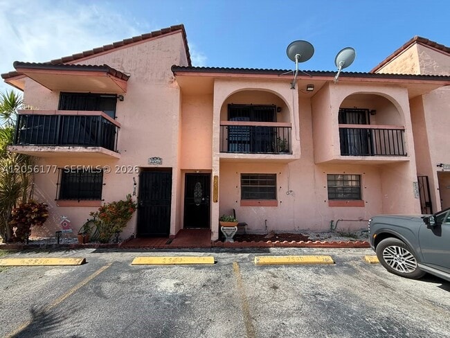 Photo - 2560 W 53rd St