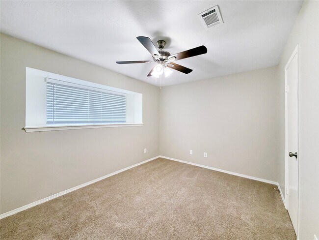 Photo - 3230 Sycamore Springs Dr