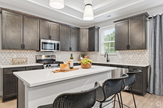 End - 2BR, 2BA - 1,470SF - Kitchen