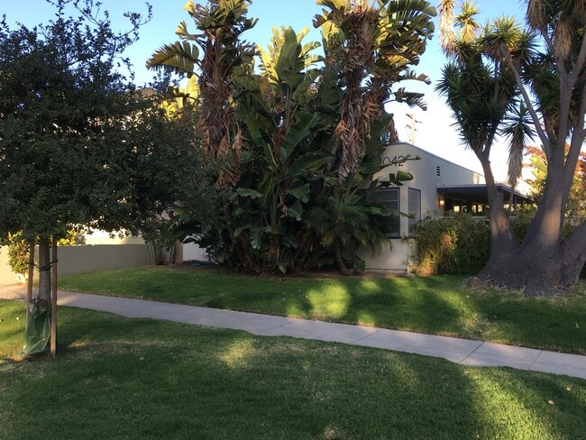 Photo - 1042 Pearl St Unit A