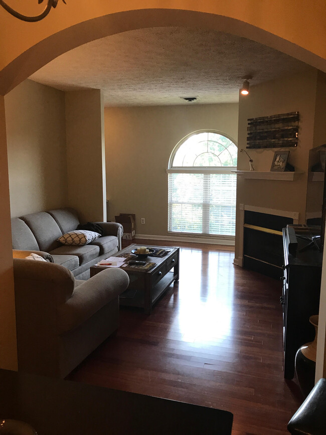 Main Living Room - 4805 Lyons View Pike Condo Unit #302