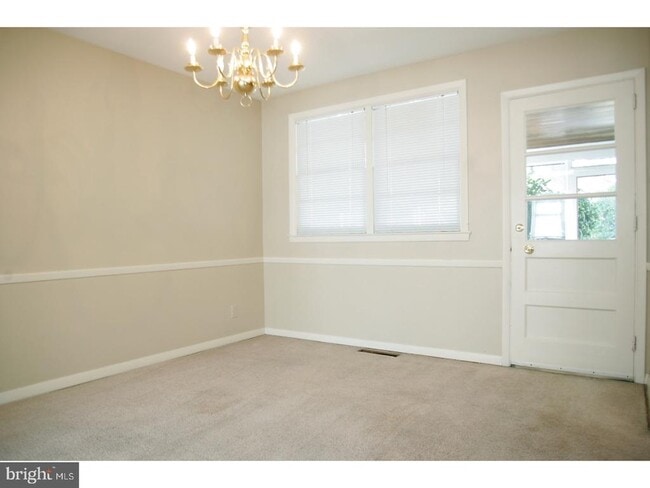 Photo - 17 Wayne Dr