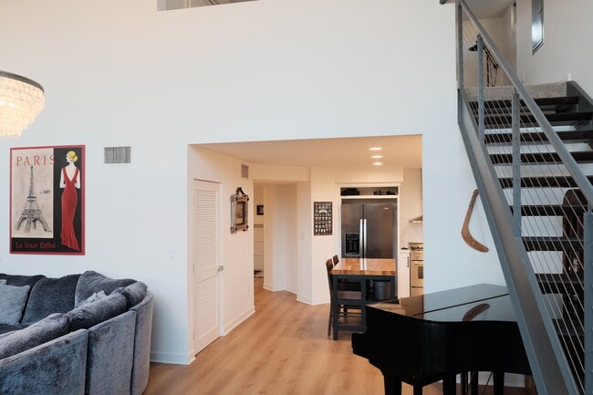 Photo - 13045 Pacific Promenade Unidad 436