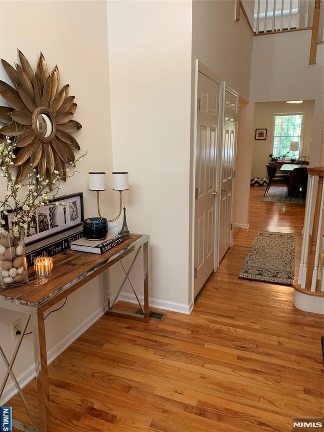 Photo - 120 Green Way