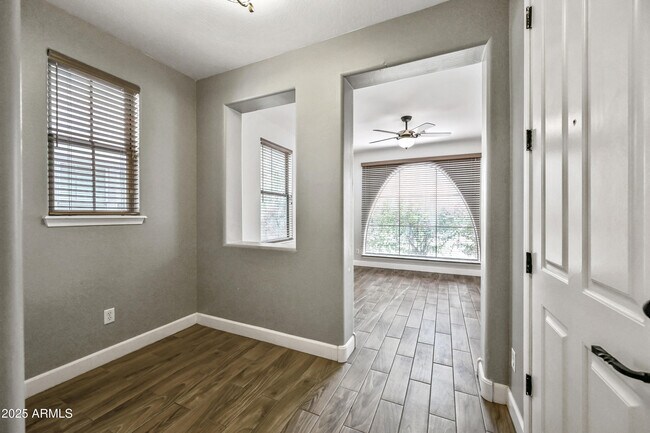 Photo - 15340 W Dahlia Dr