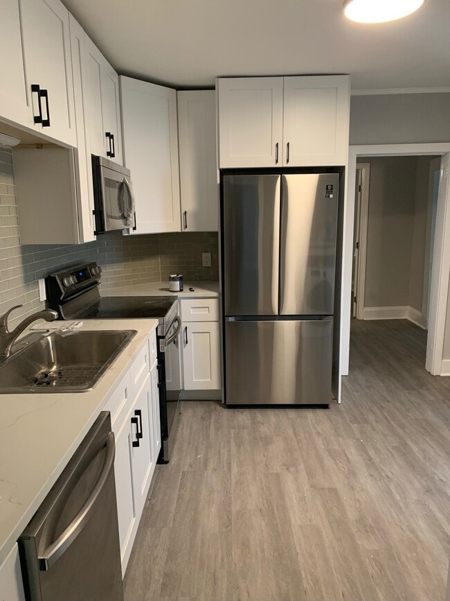 New kitchen - 894 Ormewood Ave SE Unit 2