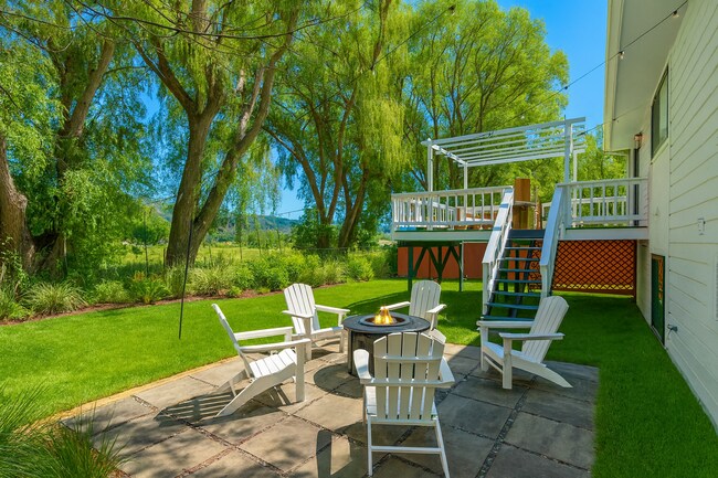 Photo - 180 Deer Run