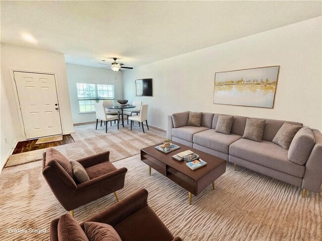 Photo - 126 Fox Glen Trl