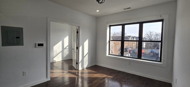 Photo - 487 Ocean Ave Unit 3