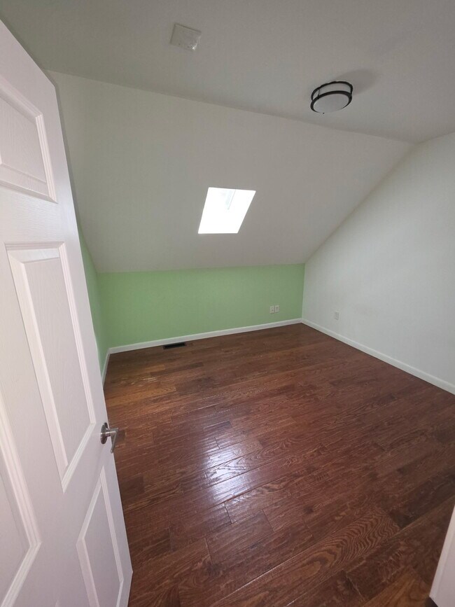 416 Woodward Rd Unit Woodward 2