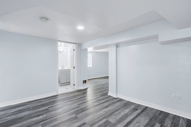 Photo - 8440 S Peoria St