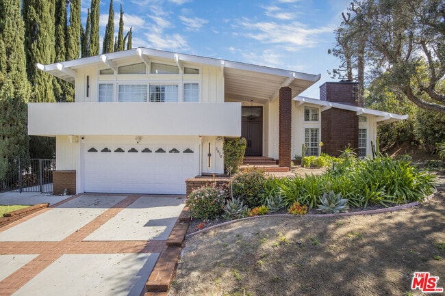 Photo - 3970 Ellenita Ave