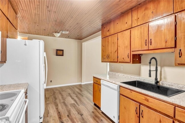 Photo - 1840 Highland Park Rd